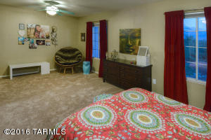 8024 E Gary Ct, Tucson, AZ 85715 photo 27