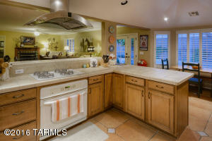8024 E Gary Ct, Tucson, AZ 85715 photo 16