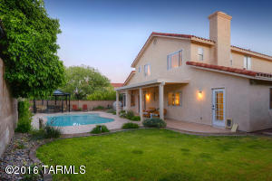 8024 E Gary Ct, Tucson, AZ 85715 photo 3