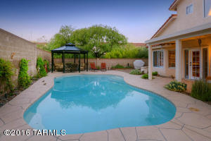 8024 E Gary Ct, Tucson, AZ 85715 photo 5