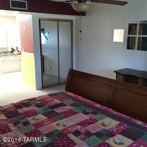 8514 E 20th St, Tucson, AZ 85710 photo 11
