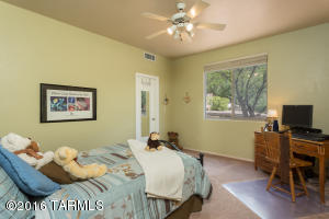 9837 E Fire Agate Pl, Tucson, AZ 85749 photo 13