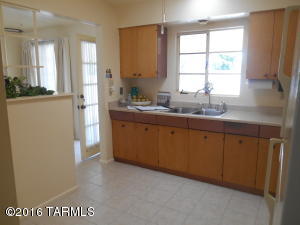 6314 E Colgate Dr, Tucson, AZ 85710 photo 9