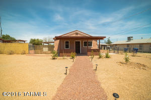 27 E Schilling Pl, Tucson, AZ 85706 photo 1