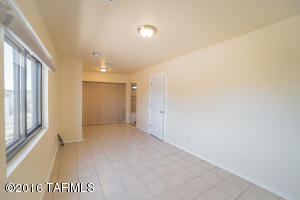 27 E Schilling Pl, Tucson, AZ 85706 photo 18