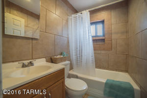 27 E Schilling Pl, Tucson, AZ 85706 photo 12