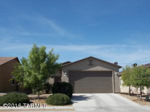 5124 E Kittentails Dr, Tucson, AZ 85756 photo 1