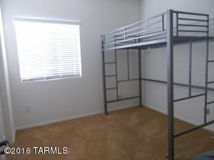 5124 E Kittentails Dr, Tucson, AZ 85756 photo 8