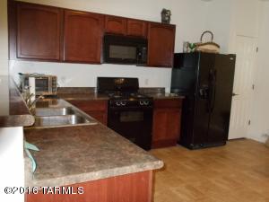5124 E Kittentails Dr, Tucson, AZ 85756 photo 3