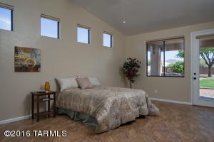 9420 E Barrel Springs Pl, Vail, AZ 85641 photo 8