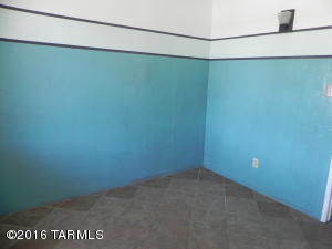 6409 E Baylor Dr, Tucson, AZ 85710 photo 12
