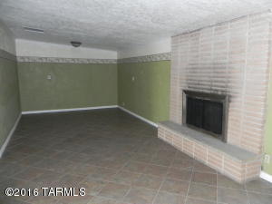 6409 E Baylor Dr, Tucson, AZ 85710 photo 7