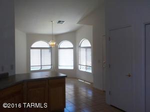 6549 E Garden Stone Dr, Tucson, AZ 85756 photo 8