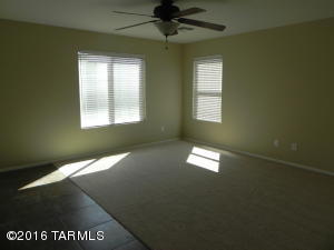 3538 E Farrier Dr, Tucson, AZ 85739 photo 5