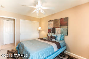 10562 E Bridgeport St, Tucson, AZ 85747 photo 36