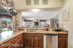 10562 E Bridgeport St, Tucson, AZ 85747 photo 20