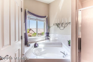 10562 E Bridgeport St, Tucson, AZ 85747 photo 40