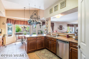 10562 E Bridgeport St, Tucson, AZ 85747 photo 19