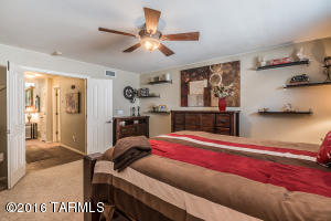 10562 E Bridgeport St, Tucson, AZ 85747 photo 30