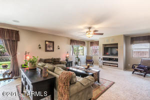 10562 E Bridgeport St, Tucson, AZ 85747 photo 24