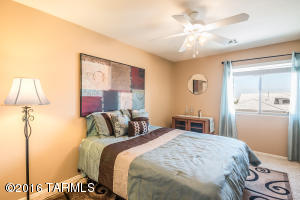 10562 E Bridgeport St, Tucson, AZ 85747 photo 12
