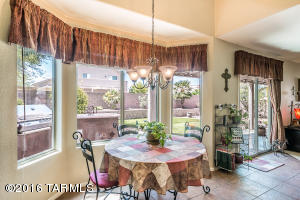 10562 E Bridgeport St, Tucson, AZ 85747 photo 23