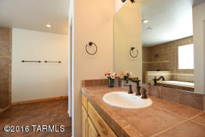 13720 S Galloping Dee Ct, Vail, AZ 85641 photo 16