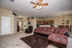 13577 E Aviara Pl, Vail, AZ 85641 photo 11