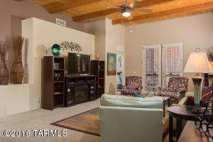 7665 E Palace Park Loop, Tucson, AZ 85710 photo 7