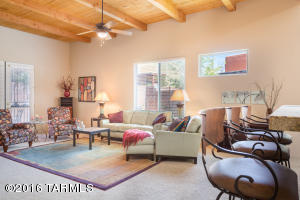 7665 E Palace Park Loop, Tucson, AZ 85710 photo 6