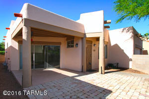1583 E Painted Colt Loop, Tucson, AZ 85719 photo 12