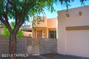 1583 E Painted Colt Loop, Tucson, AZ 85719 photo 1
