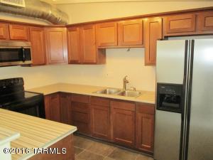 3750 E 23rd St, Tucson, AZ 85713 photo 2