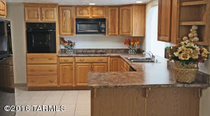 8065 E 8th St, Tucson, AZ 85710 photo 9