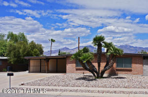 8065 E 8th St, Tucson, AZ 85710 photo 3