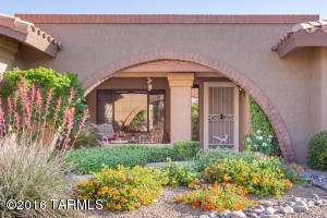1014 E Desert Glen Dr, Oro Valley, AZ 85755 photo 2