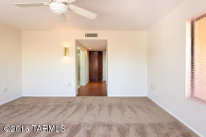 1014 E Desert Glen Dr, Oro Valley, AZ 85755 photo 12