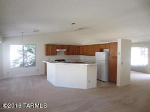 10031 E Watson Dr, Tucson, AZ 85730 photo 3