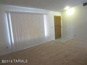 10031 E Watson Dr, Tucson, AZ 85730 photo 2