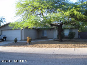 10031 E Watson Dr, Tucson, AZ 85730 photo 1