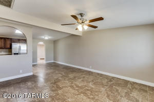6110 E 30th St, Tucson, AZ 85711 photo 12