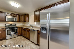 6110 E 30th St, Tucson, AZ 85711 photo 2