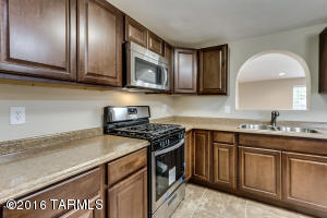 6110 E 30th St, Tucson, AZ 85711 photo 1