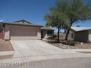 8885 E Apache Well Pl, Tucson, AZ 85730 photo 3