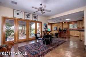 6600 E Circulo Invierno, Tucson, AZ 85750 photo 12