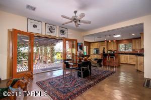 6600 E Circulo Invierno, Tucson, AZ 85750 photo 3
