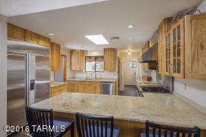 2041 E Adams St, Tucson, AZ 85719 photo 9