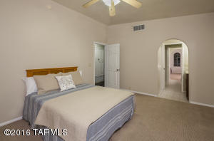 2041 E Adams St, Tucson, AZ 85719 photo 13