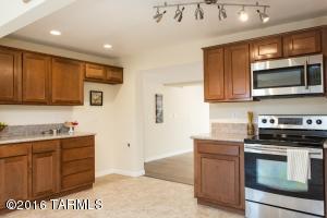 3341 E 29th St, Tucson, AZ 85713 photo 2