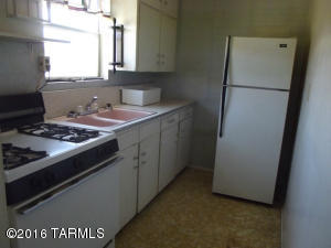 375 N Biddle Ave, Willcox, AZ 85643 photo 3